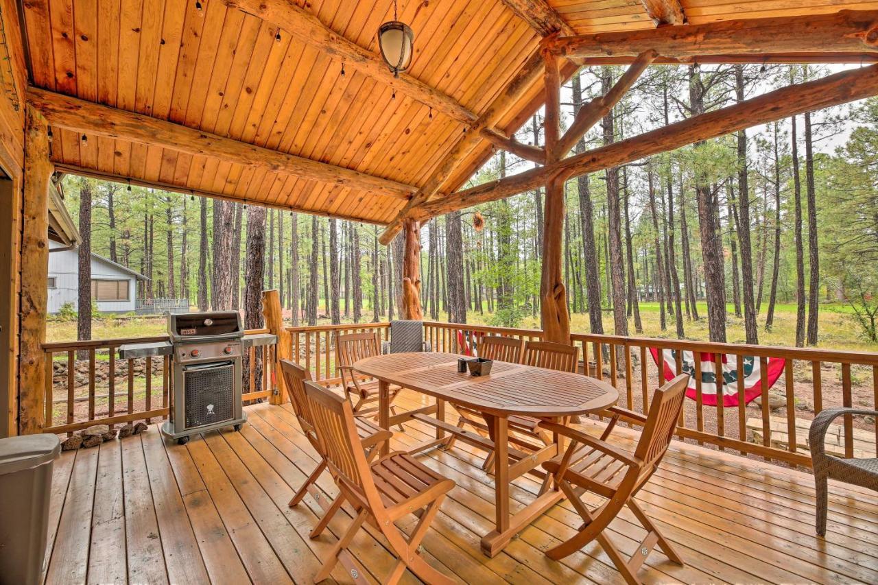 Lush Pinetop Retreat With Large Deck And Wooded Yard! Exteriör bild